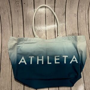 Athleta Gradient Blue Tote Bag NWOT athletic leisure bag great for gym